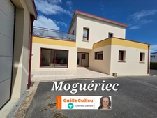 MOGUERIEC - SIBIRIL : Contemporaine de 140m² - Vie de plain pied - A deux pas des plages et du port.