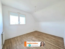 SANTEC : maison 7 pièces - 5 chambres - Terrain de 1200m²