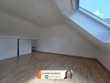 CLEDER : Maison traditionnelle de 108m² - vie de plain pied - Garage et jardin clos.