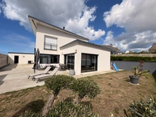 SIBIRIL MOGUERIEC : Maison contemporaine de 6 pièces