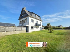 SANTEC : maison 7 pièces - 5 chambres - Terrain de 1200m²