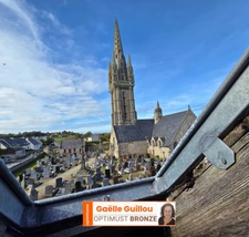 GOULVEN : bâtisse de charme à rénover de 100m² pour 6 pièces + jardin
