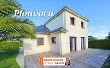 PLOUVORN : maison contemporaine de 110m² - 3/4 chambres et vie de plain pied