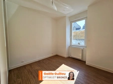 Appartement RDC 3 pièces -56m²- Vue mer - St Pol de Léon - Place de parking + cave