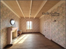 Fort potentiel : Corps de ferme à rénover avec maison d'habitation et dépendances sur l'Ile de Batz