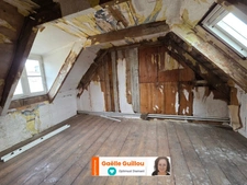 Cléder : Maison à rénover 4 pièces + combles aménageables.