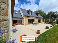 Exclusivité ROSCOFF : Maison bourgeoise de 194m² - 6 pièces - terrain de 2200m²