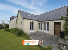 ILE DE BATZ : DOUBLE MAISON FAMILIALE de 190 m² VUE MER - 5 CHAMBRES - TERRAIN DE 990m²