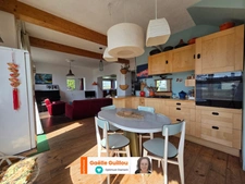 SANTEC : Coup de coeur de 110m² charme des années 50 vue mer et jardin clos