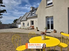 Cléder – Charmante maison de 5 pièces à 200m de la mer avec grand jardin