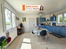 Cléder – Maison familiale de 5 pièces à 200m de la mer avec grand jardin