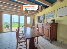 ILE DE BATZ : DOUBLE MAISON FAMILIALE de 190 m² VUE MER - 5 CHAMBRES - TERRAIN DE 990m²