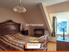 Maison mitoyenne en pierre 87m² - 5 pièces - ILE DE BATZ