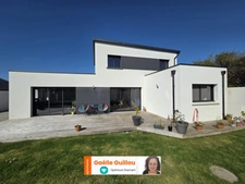 PLOUGOULM : Maison récente de 143m² (6 pièces) - Proche plage et commerces à 2min de  Santec
