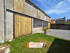 Charmante maison de 156m2- 5 chambres - Hangar et jardin clos proche centre de  St Pol de Léon 