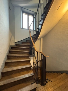 Appartement T5 dans immeuble de caractère