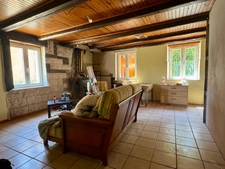 Maison de campagne indépendante avec terrain - Fort potentiel