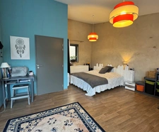 Immeuble de rapport comprenant 2 appartements et une salle de réception proche de CHARMES (88)