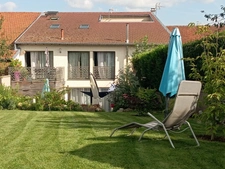 Immeuble de rapport comprenant 2 appartements et une salle de réception proche de CHARMES (88)