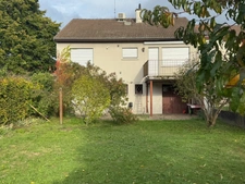 Spacieuse maison familiale de 150 m² habitables avec jardin, terrasses et grand parking à  LANEUVEVILLE DEVANT NANCY (54)