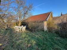 Maison familiale de 204 m² avec patio, terrain et annexe de 80 m² 