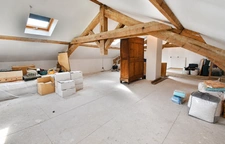  Grande maison familiale de 200 m² habitables sur un magnifique terrain paysager de 2 575 m²