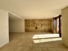 Maison de village de caractère  à XERMAMENIL 54300 – Lumineuse, rénovée et aux beaux volumes