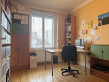 Maison de ville de 5 pièces avec véranda, garage et jardin