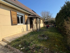 Maison 7 pièces de 146 m² à  LUDRES 