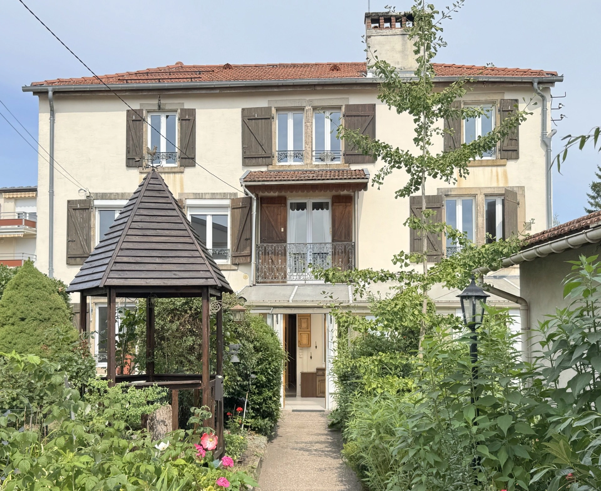 Maison 7 pièces 225 m² · à Lunéville · 225 m² · 250 000 €