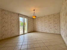 Pavillon de plain-pied de 102 m² – Lumineux, parfaitement entretenu, avec véranda, garage et grand terrain de 957 m²