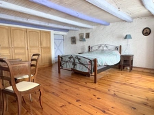 Maison à vendre 8 pièces à PIERREVILLE 