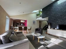Immeuble de rapport comprenant 2 appartements et une salle de réception proche de CHARMES (88)