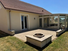 Pavillon de plain-pied de 102 m² – Lumineux, parfaitement entretenu, avec véranda, garage et grand terrain de 957 m²