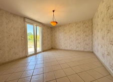 Pavillon de plain-pied de 102 m² – Lumineux, parfaitement entretenu, avec véranda, garage et grand terrain de 957 m²