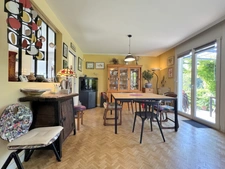 Belle maison de plain-pied 6 pièces sur terrain arboré de 760 m²