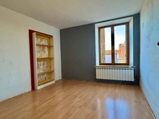 Maison familiale de 204 m² avec patio, terrain et annexe de 80 m² 