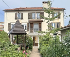 Maison familiale de charme en plein centre de Lunéville (secteur Gare)