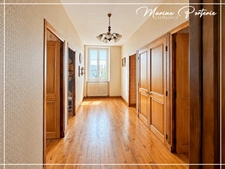 Maison en pierre de 200 m² avec 3 065 m² de terrain à Lavardens