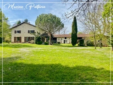Dpt Gers (32), à vendre proche de AUCH belle maison en pierre 235m² habitable