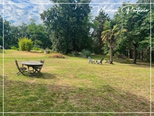 Dpt Gers (32), à vendre proche de VIC FEZENSAC maison P5 de 200 m² - Terrain de 3 920,00 m² 