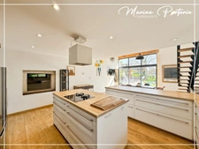 Maison à vendre en pierre 7  pièces JEGUN (32)