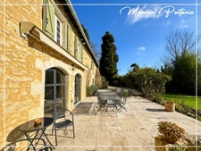 Propriété de charme en pierre – volumes exceptionnels – piscine – vue dégagée – proche Auch