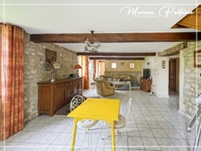 Maison en pierre de 245 m² sur 2 hectares avec lac