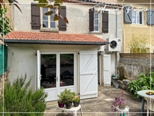 Maison avec jardin et potentiel au cœur de Castéra-Verduzan