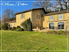 Propriété en pierre à vendre, 8 pièces proche de AUCH (32) vue dégagée