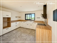 Maison récente – 151 m² – 4 chambres – Terrain 2 000 m² – Vue Pyrénées