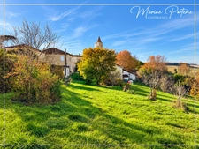 Maison en pierre de 200 m² avec 3 065 m² de terrain à Lavardens
