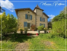 Maison en pierre de 245 m² sur 2 hectares avec lac