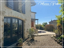 Maison en pierre rénovée – Vue Pyrénées – Terrasse & beaux volumes